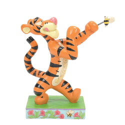 Bee Boxing - Tigger Fighting Bee  - Country N More Gifts