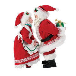 Northpole Sweethearts - Country N More Gifts