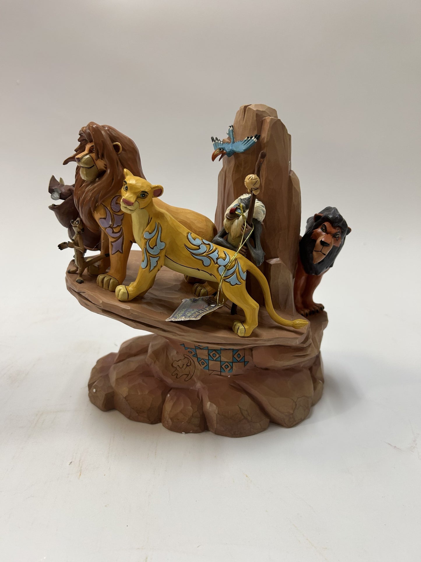 DAMAGED - Pride Rock - Lion King Carved in Stone - Country N More Gifts