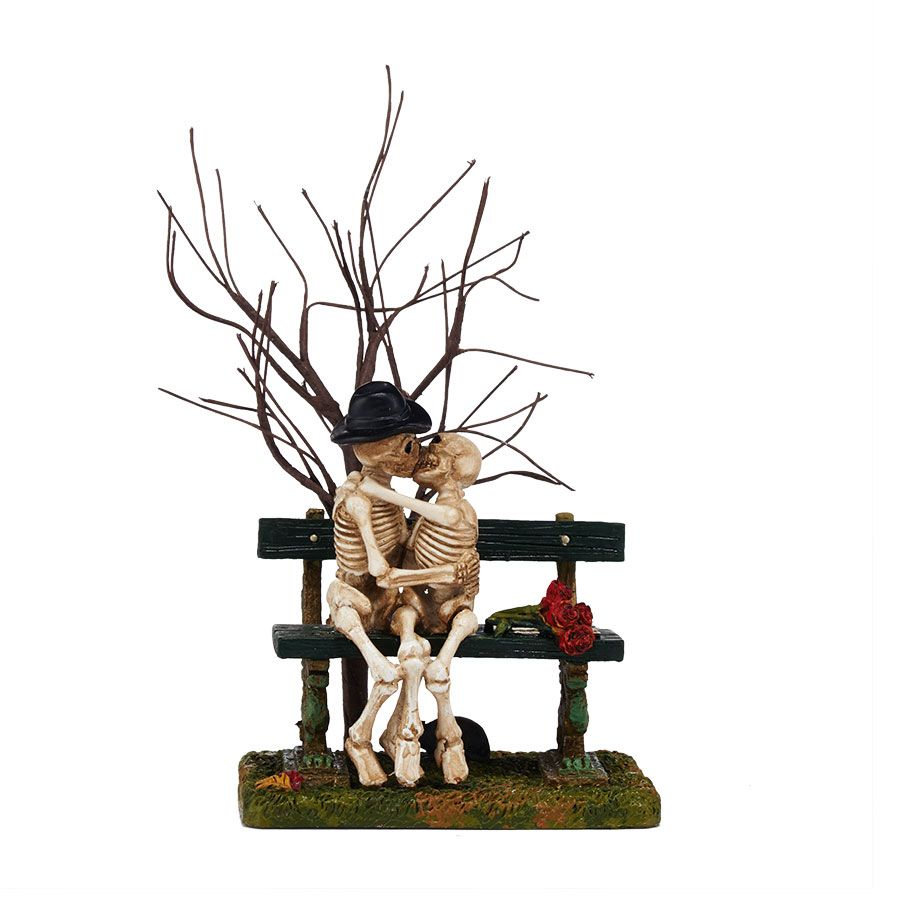 FBA - Kiss Of Death - Country N More Gifts