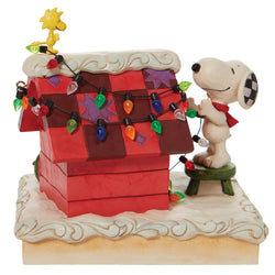 Snoopy with Woodstock Decorating Doghouse  - Country N More Gifts