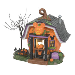 Pumpkintown Carving Studio  - Country N More Gifts
