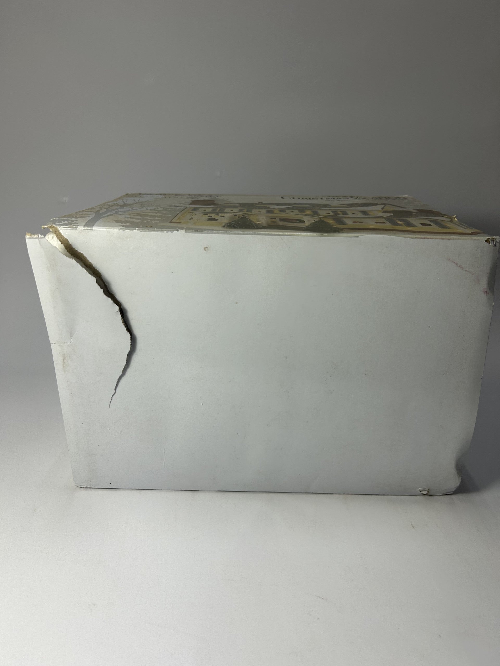 BOX DAMAGE - The Griswold Holiday House - Country N More Gifts