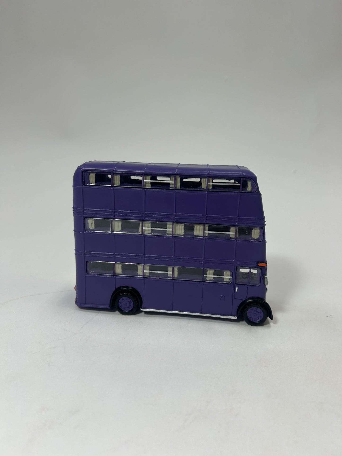 DAMAGED - Knight Bus - Country N More Gifts
