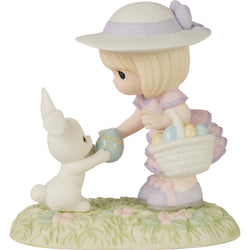 I Find You Egg-straordinary Figurine  - Country N More Gifts