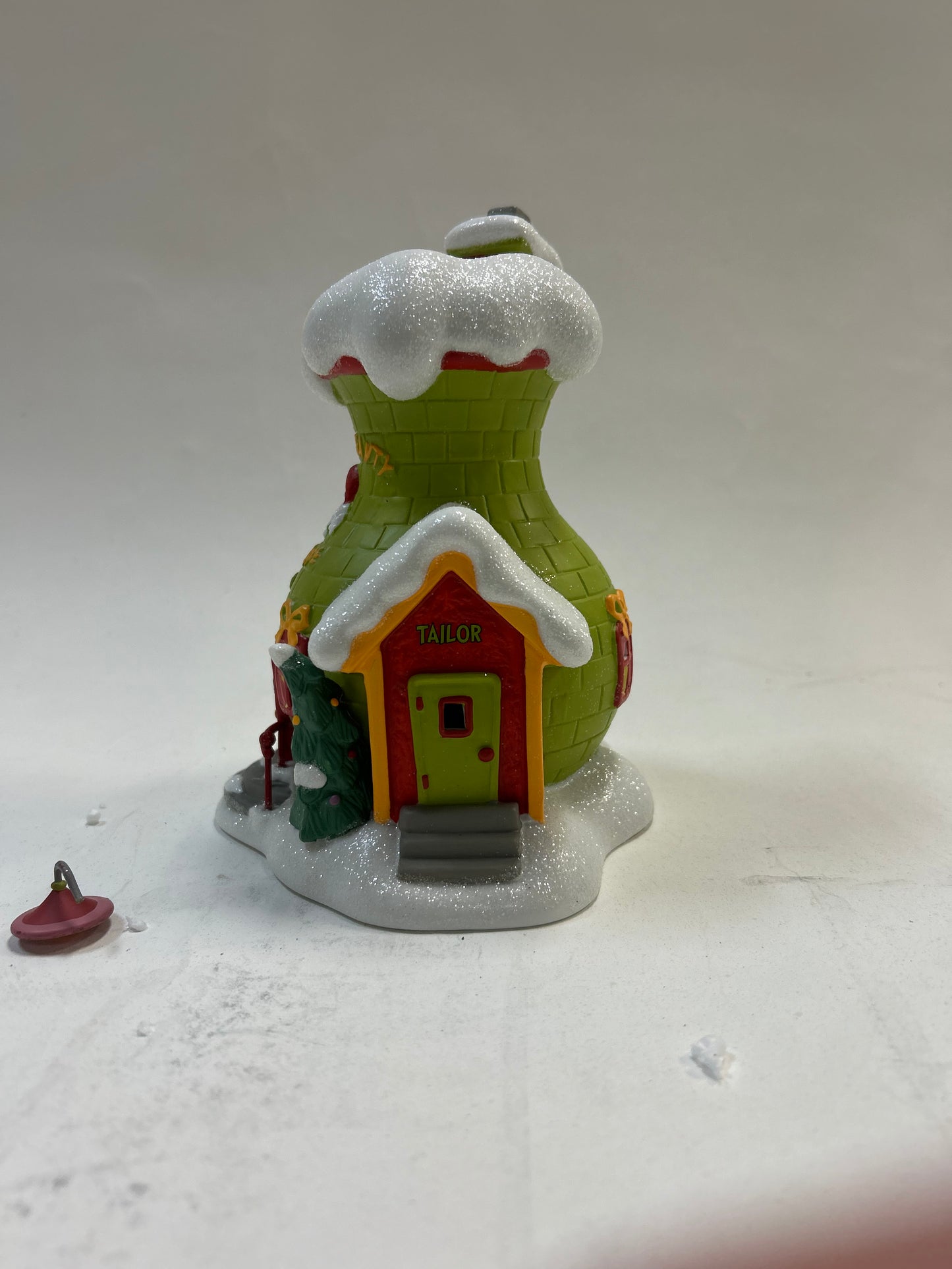 DAMAGED - Grinch's Santy Suit Shoppe - Country N More Gifts