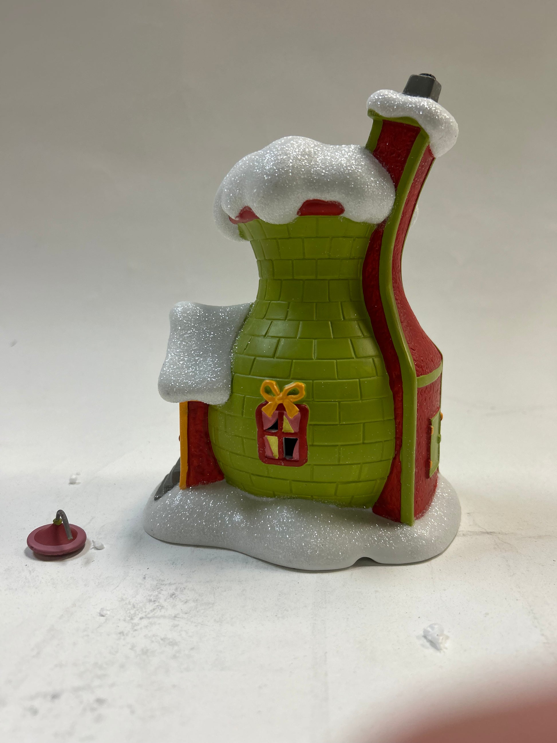 DAMAGED - Grinch's Santy Suit Shoppe - Country N More Gifts