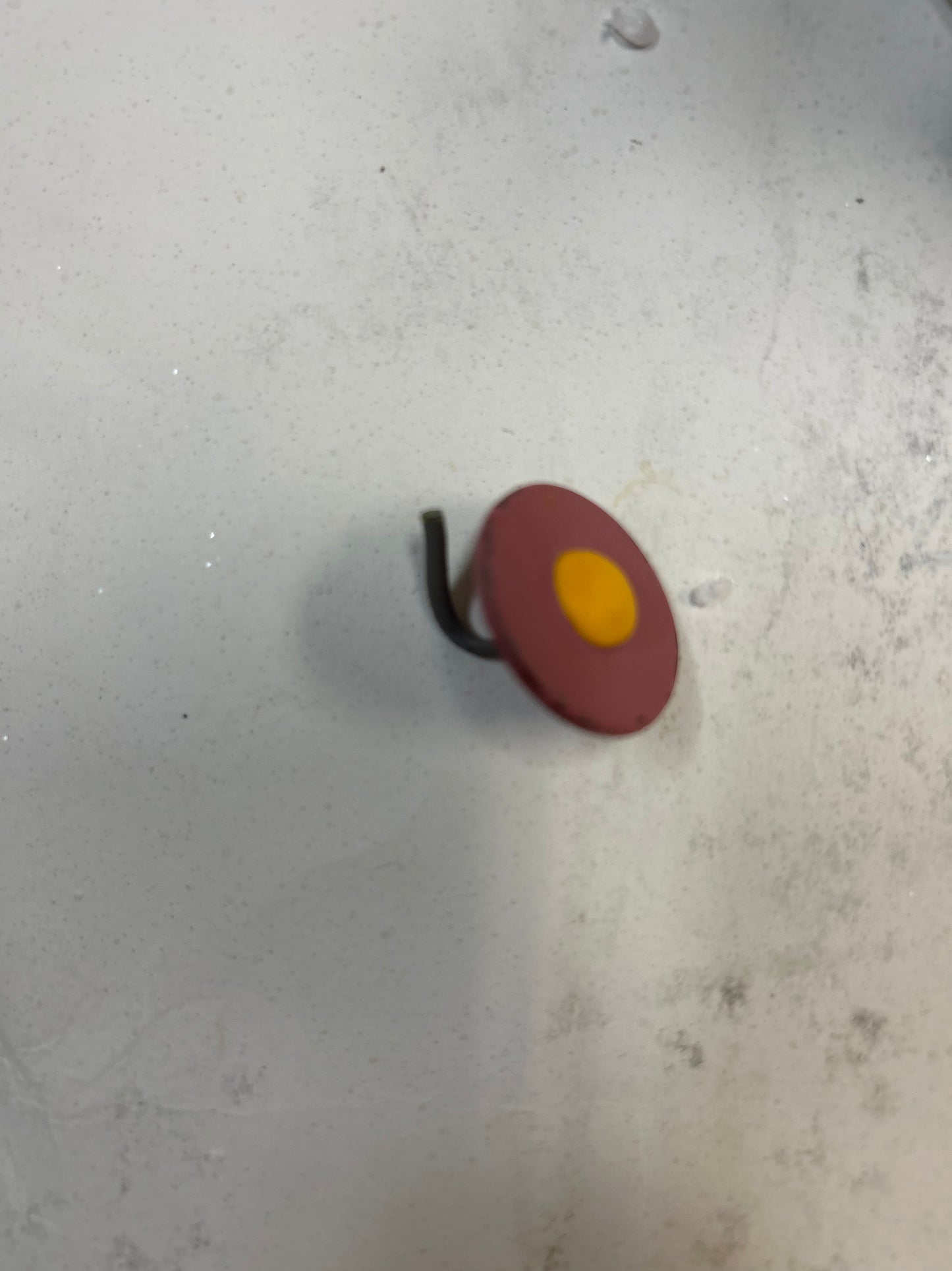 DAMAGED - Grinch's Santy Suit Shoppe - Country N More Gifts