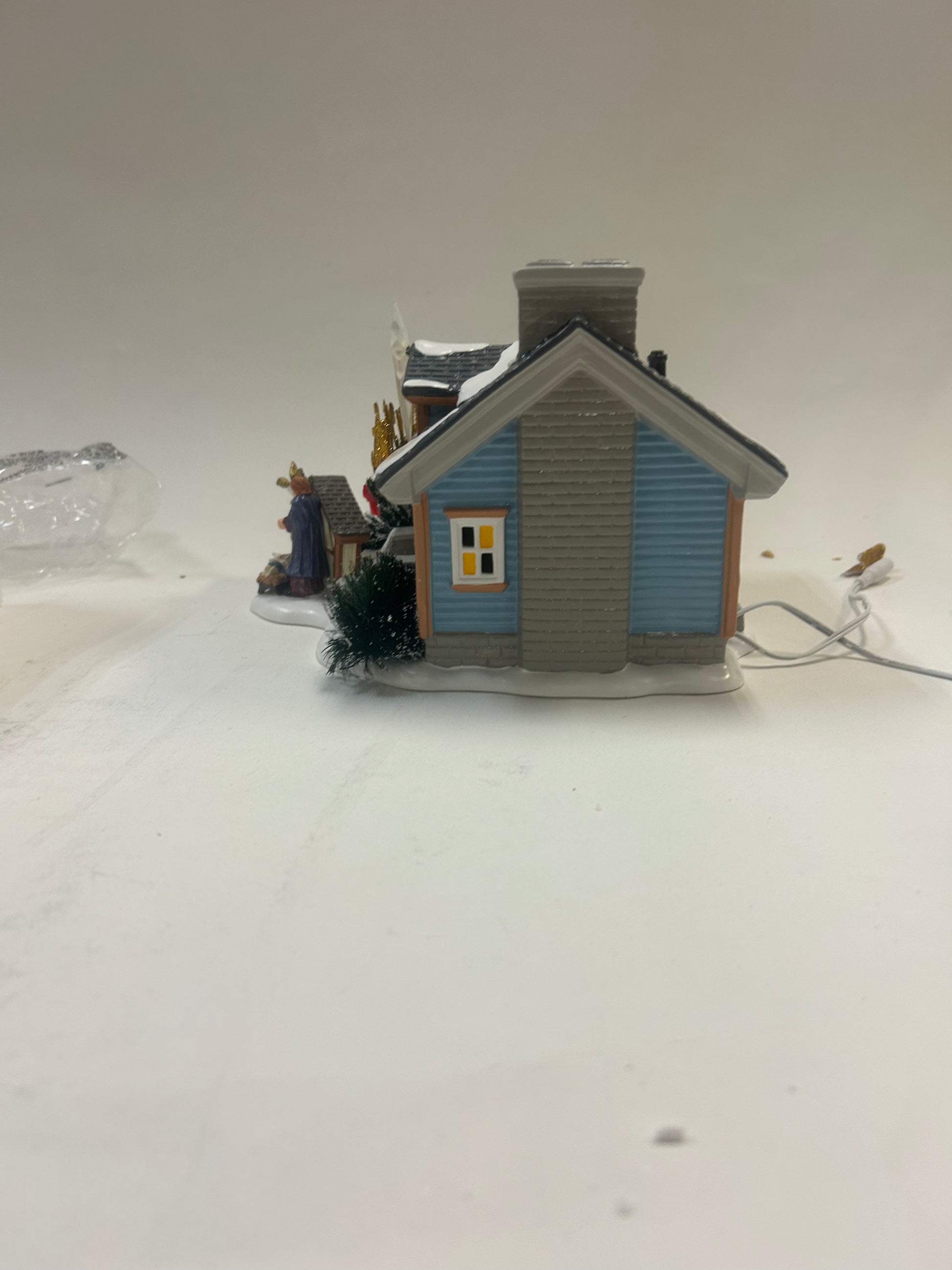DAMAGED - Oh Holy Night House - Country N More Gifts