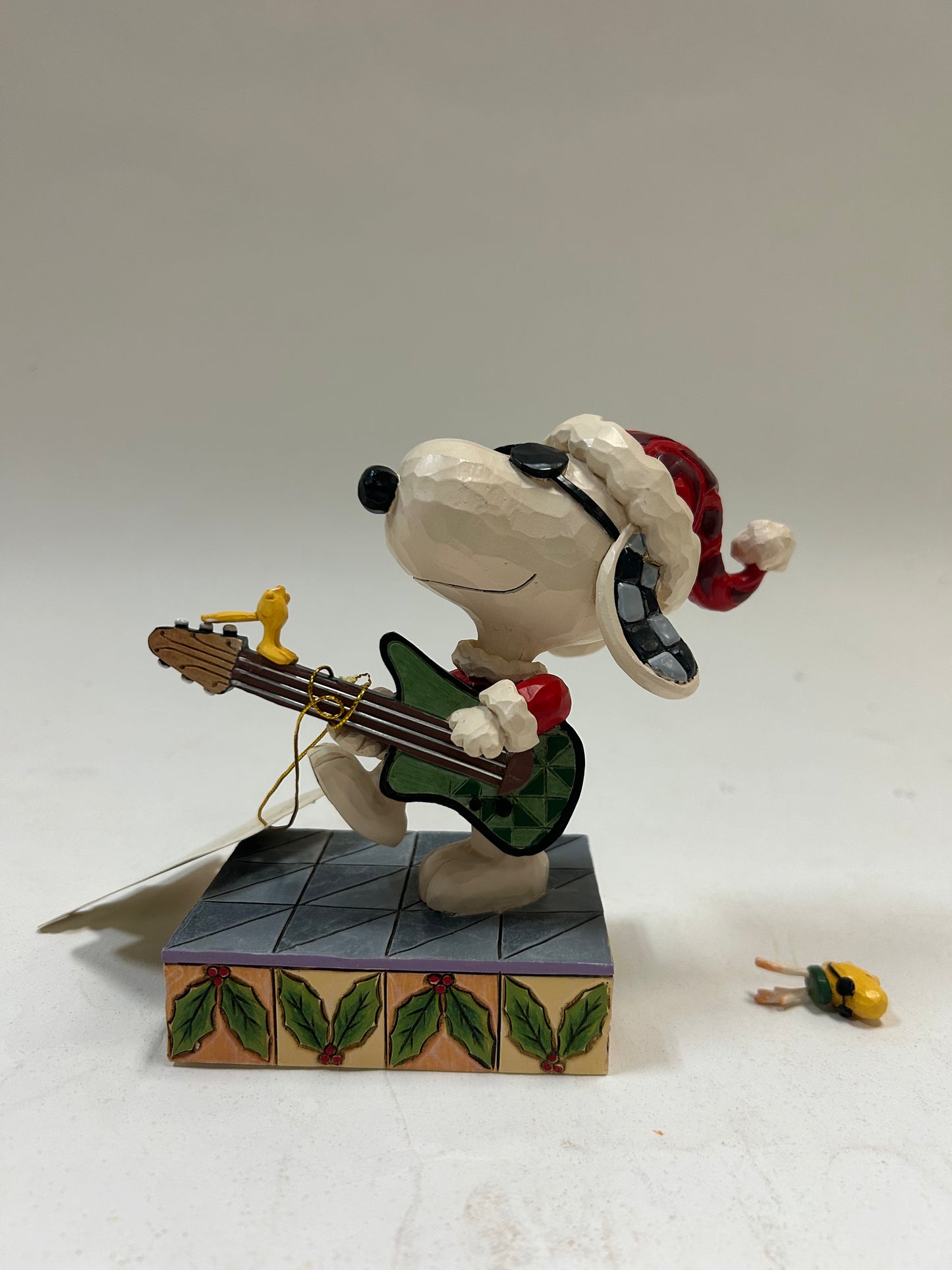 DAMAGED - Rock ‘n' Roll Duo - Snoopy & Woodstock Rock - Country N More Gifts