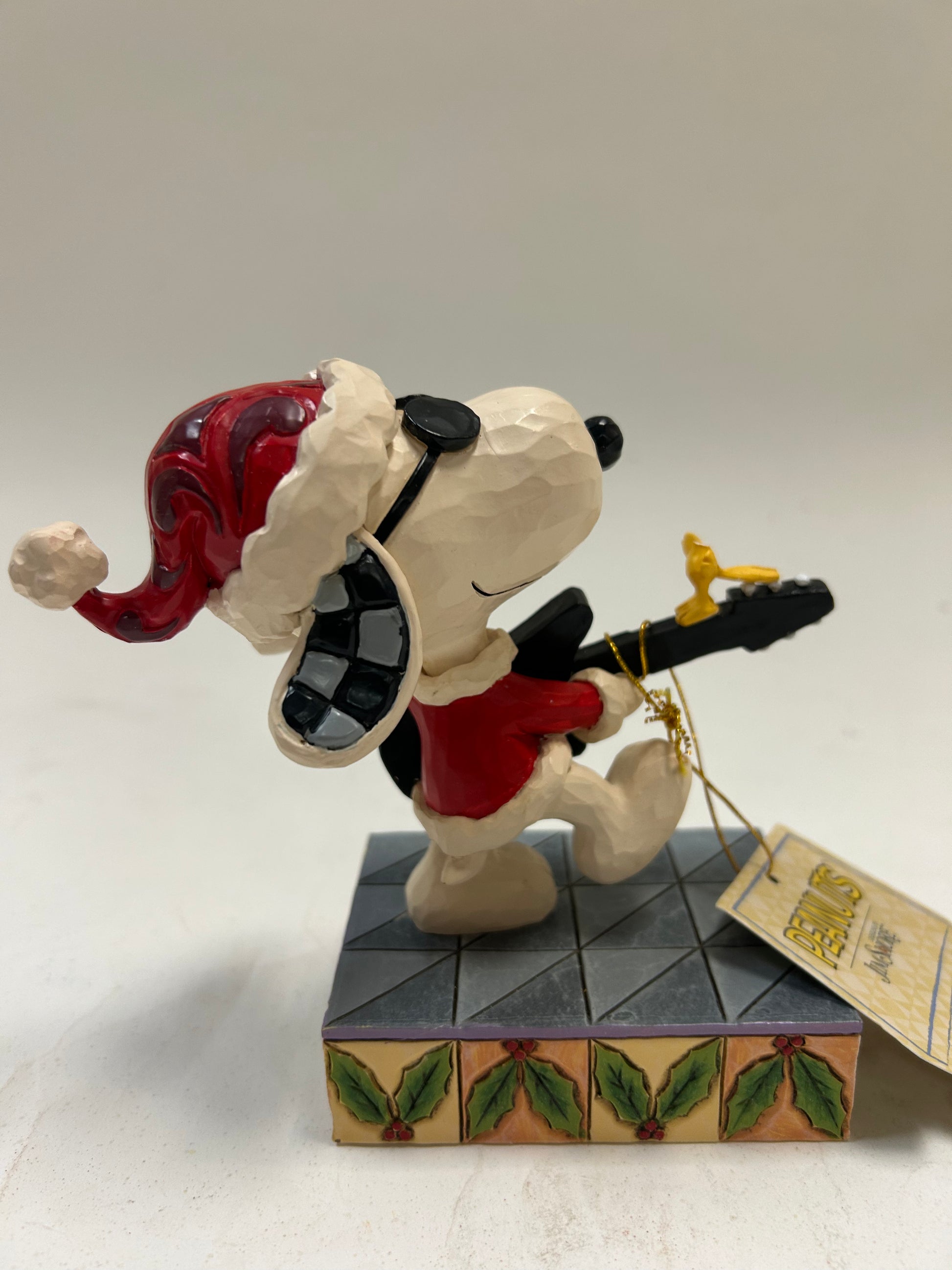 DAMAGED - Rock ‘n' Roll Duo - Snoopy & Woodstock Rock - Country N More Gifts
