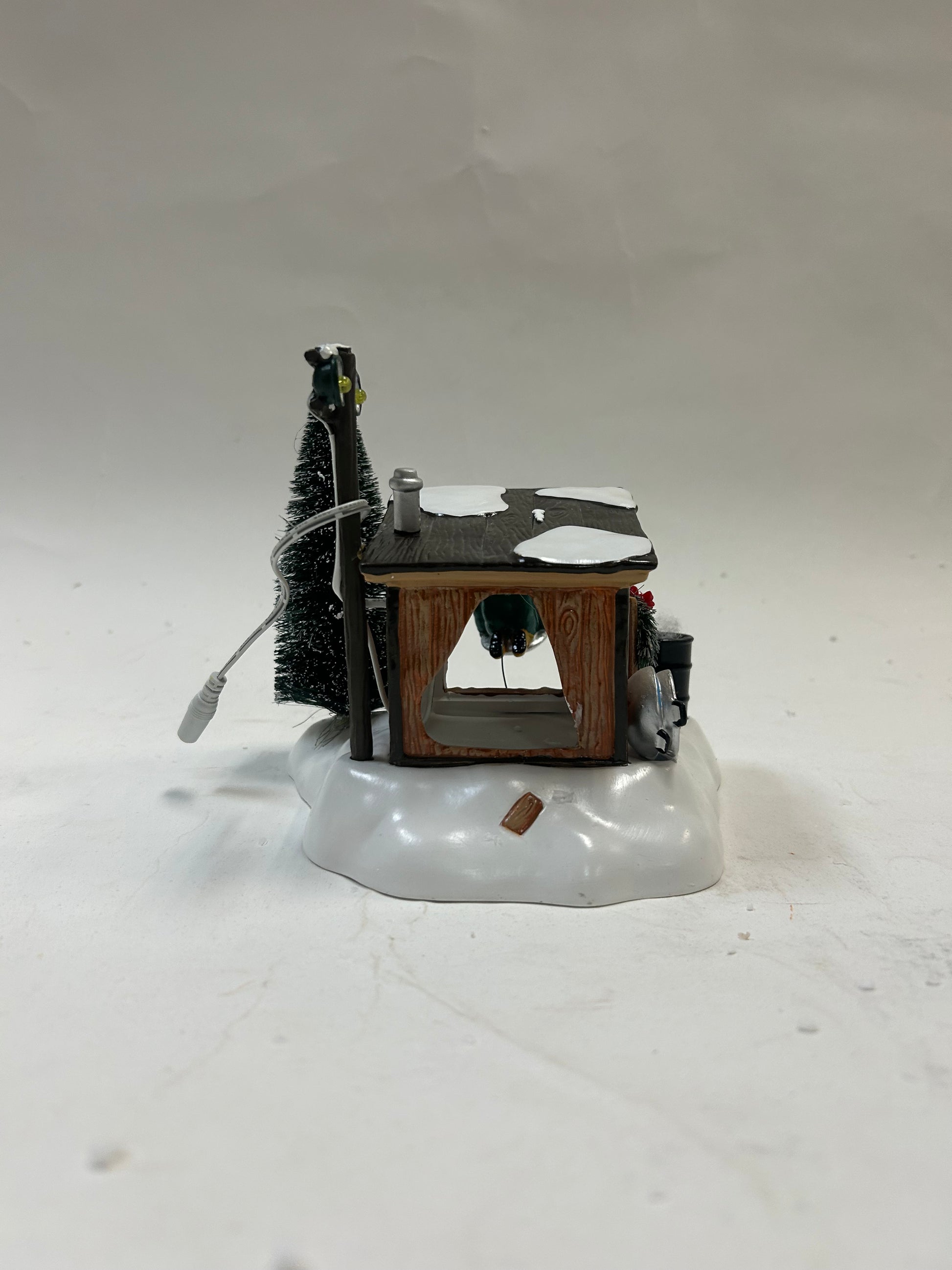 DAMAGED - Griswold Sled Shack - Country N More Gifts