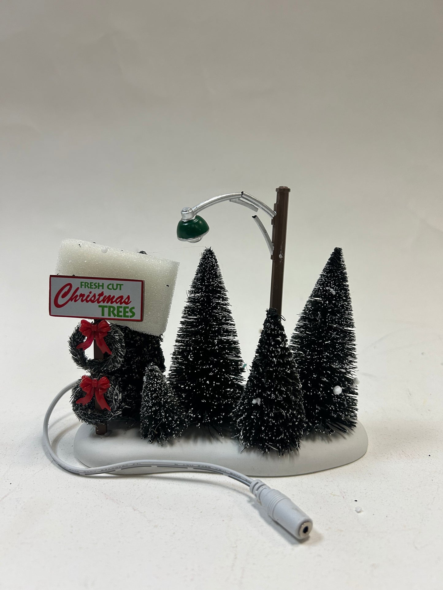 DAMAGED - Lit Christmas Tree Lot - Country N More Gifts