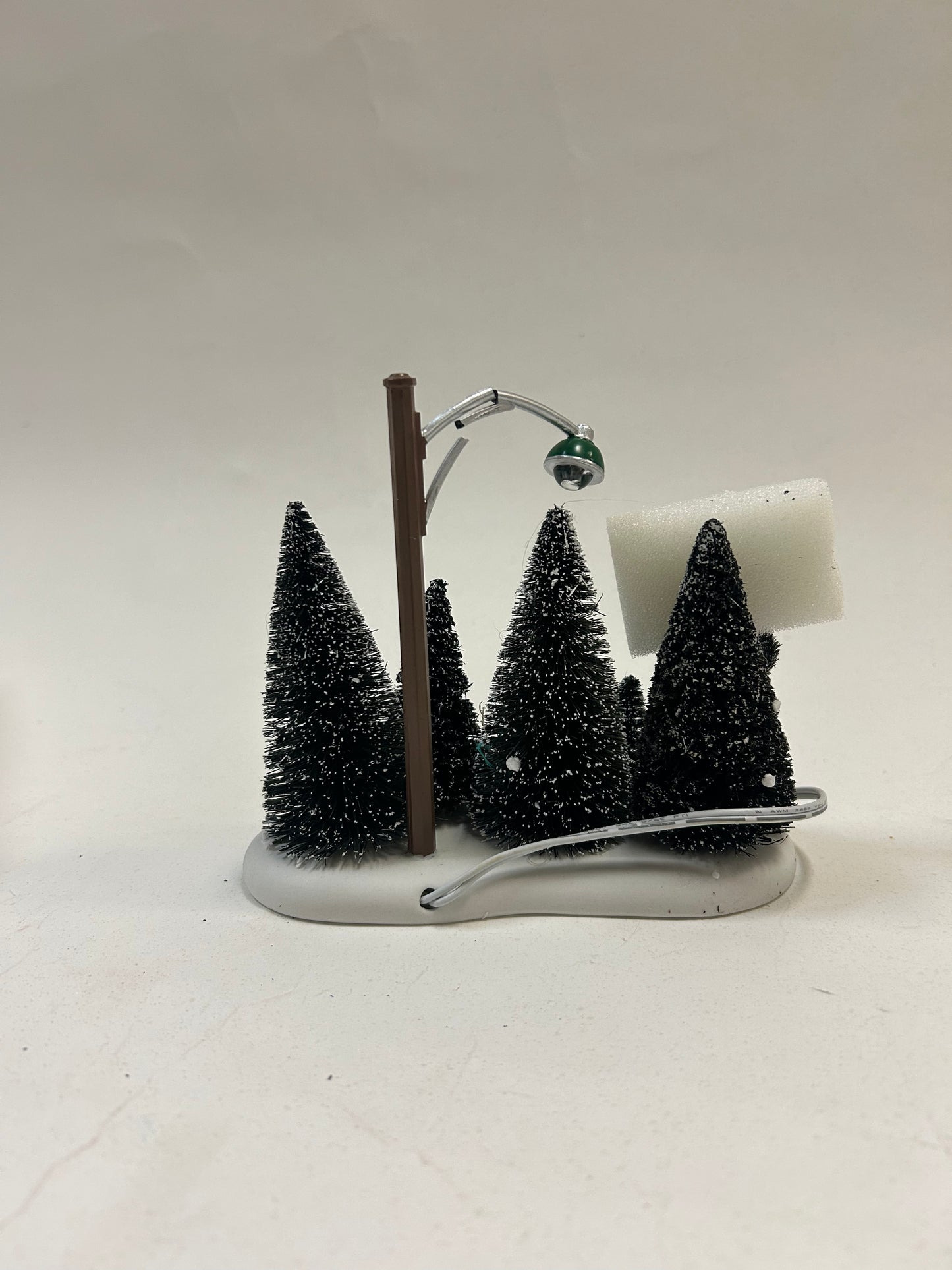 DAMAGED - Lit Christmas Tree Lot - Country N More Gifts