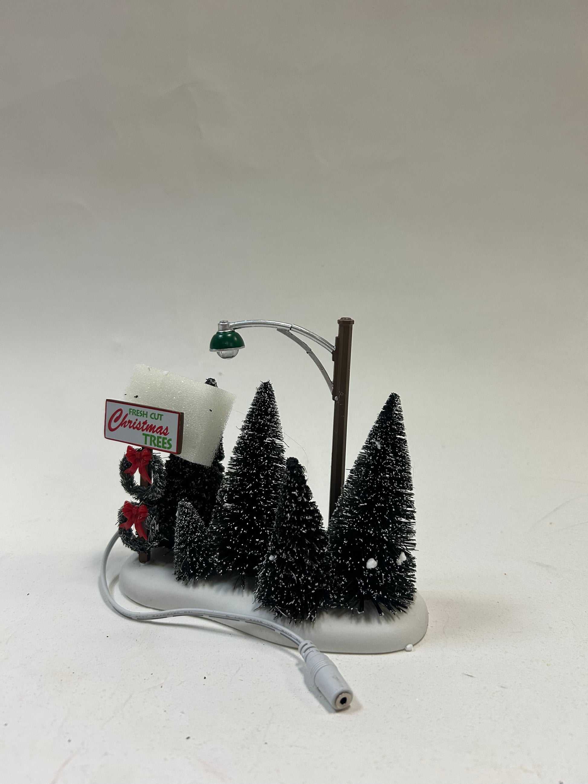 DAMAGED - Lit Christmas Tree Lot - Country N More Gifts