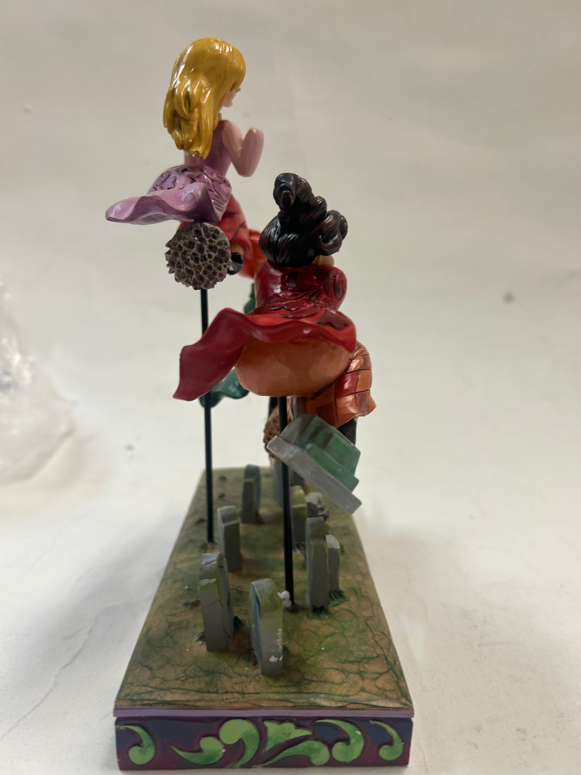 DAMAGED - Come We Fly - Sanderson Sisters Flying - Country N More Gifts