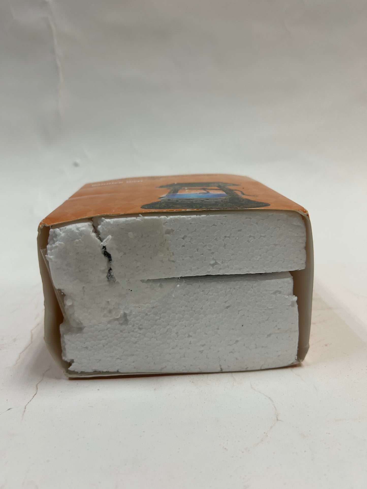 BOX DAMAGE - Haunted Well - Country N More Gifts