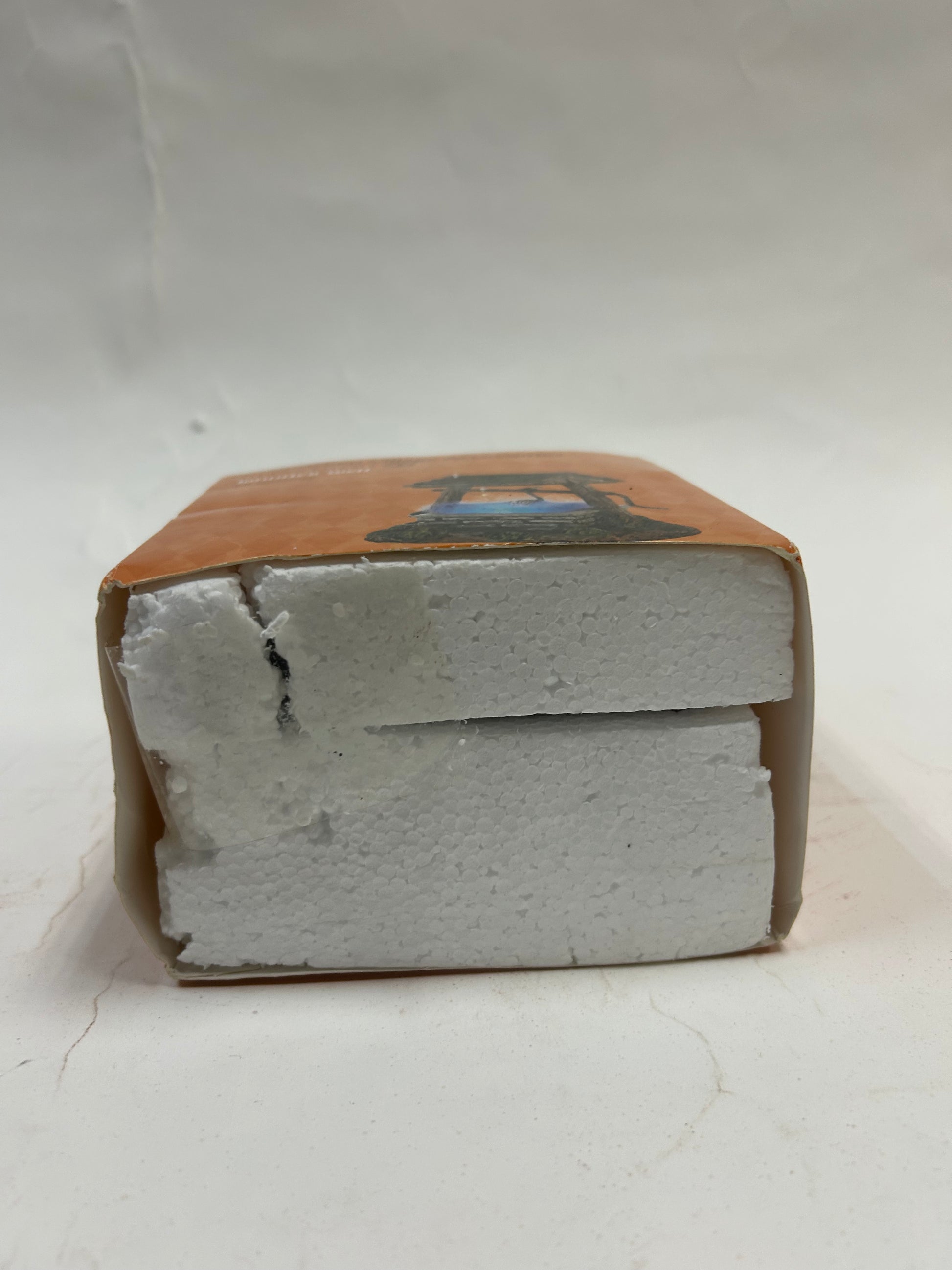 BOX DAMAGE - Haunted Well - Country N More Gifts