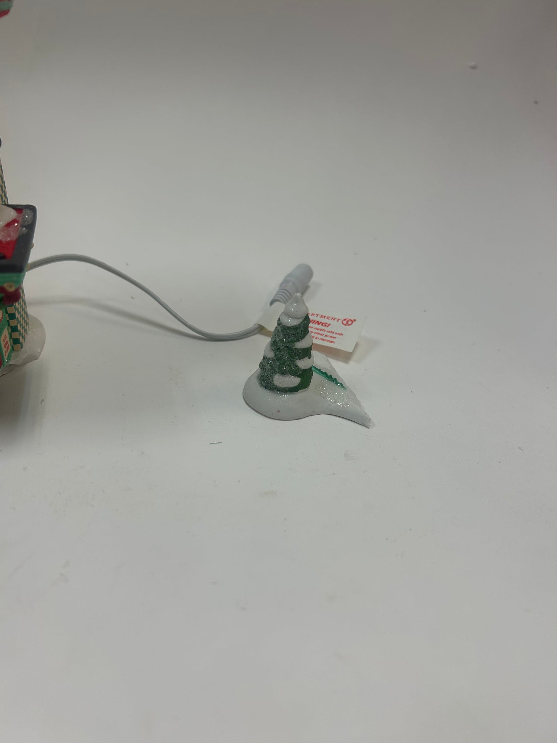 DAMAGED - 2018 North Pole Gift Set, Welcoming Christmas - Country N More Gifts