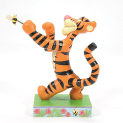 Bee Boxing - Tigger Fighting Bee  - Country N More Gifts