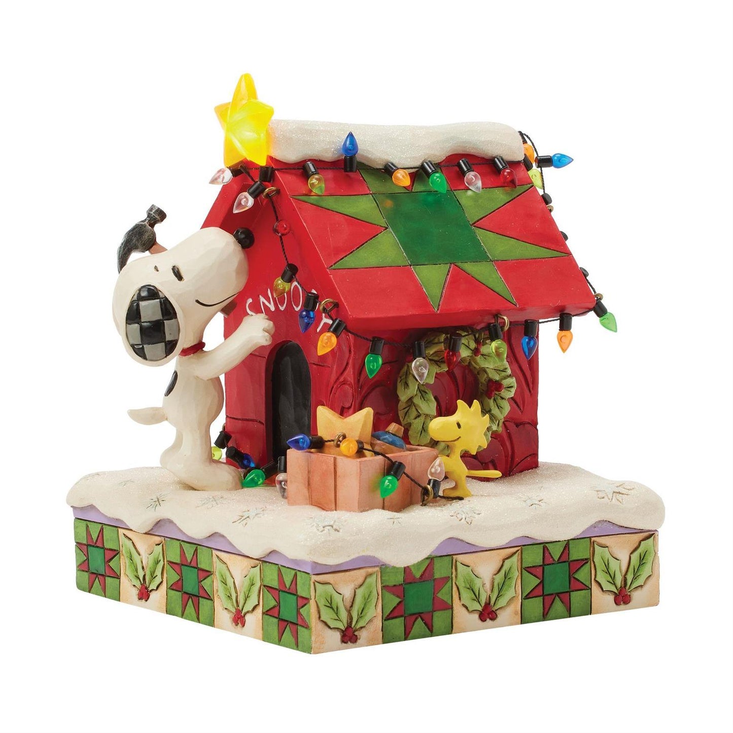 Prize-Worthy Christmas - Snoopy LED Doghouse - Country N More Gifts