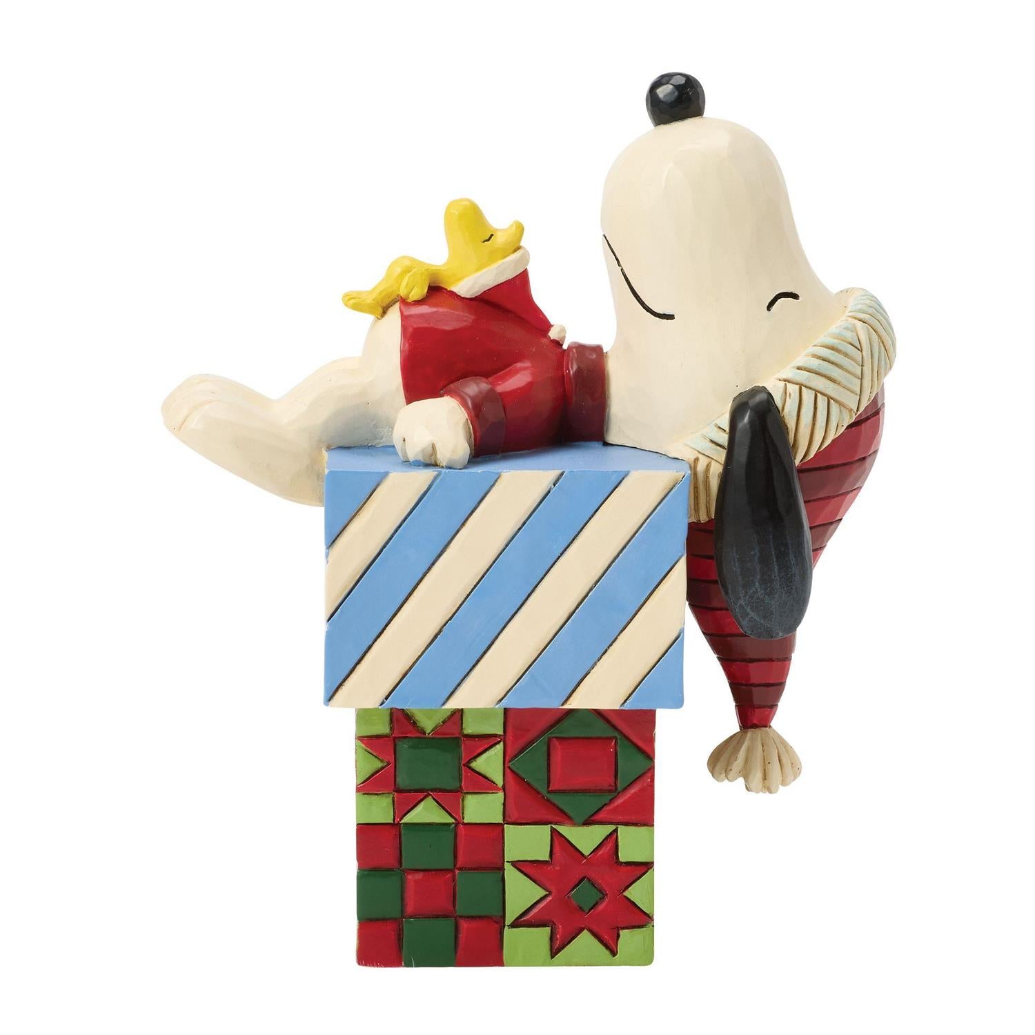 Dreaming of Christmas - Snoopy and Woodstock on Gifts – Country N