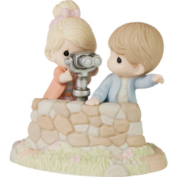 There’s A Beautiful Future Before Us Figurine  - Country N More Gifts