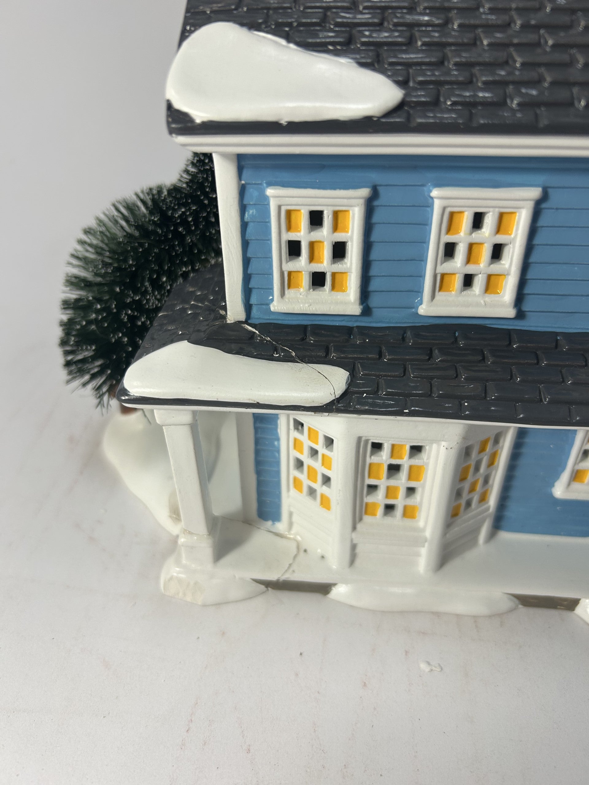 DAMAGED - The Chester House - Country N More Gifts