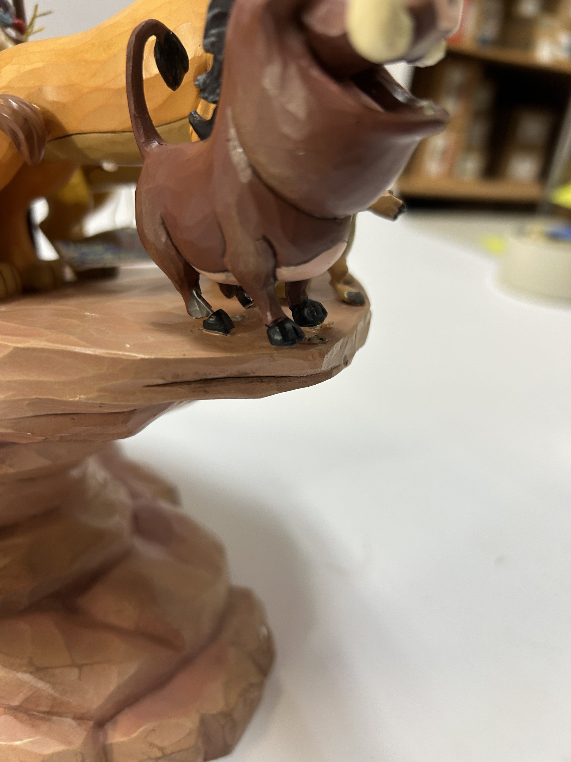 DAMAGED - Pride Rock - Lion King Carved in Stone - Country N More Gifts