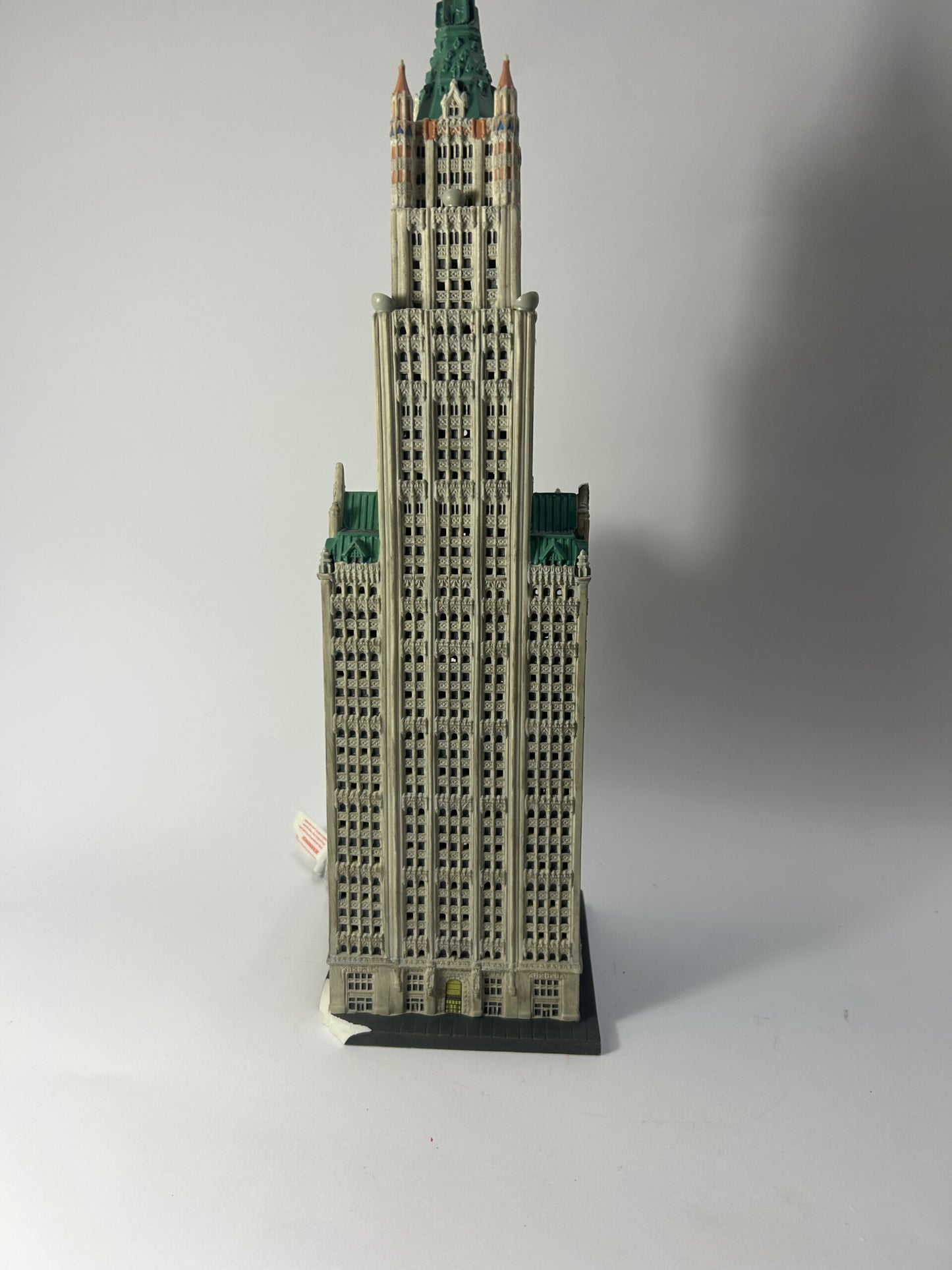 DAMAGED - The Woolworth Building - Country N More Gifts