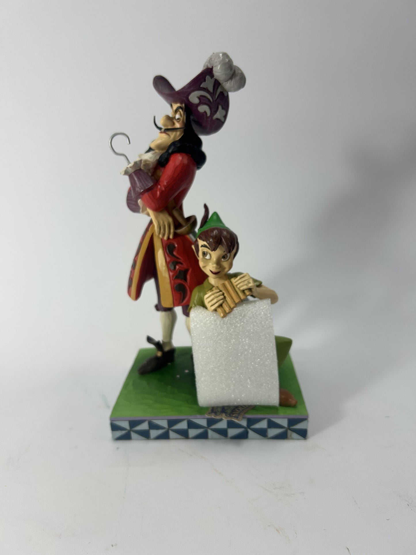 DAMAGED - Devious and Daring - Peter Pan & Hook Good Vs Evil - Country N More Gifts