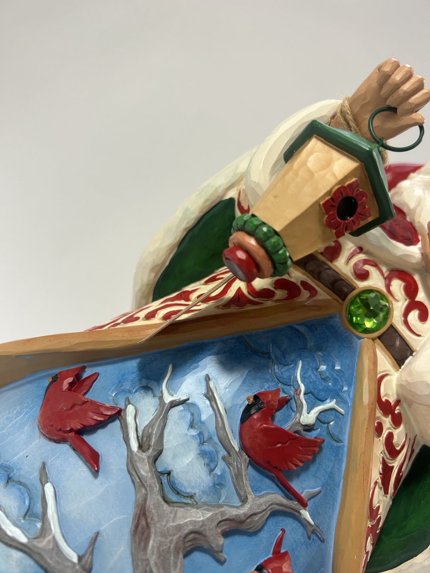 NO BOX + DAMAGED HAS BEEN FIXED - Collectors Edition Santa Figurine - Country N More Gifts