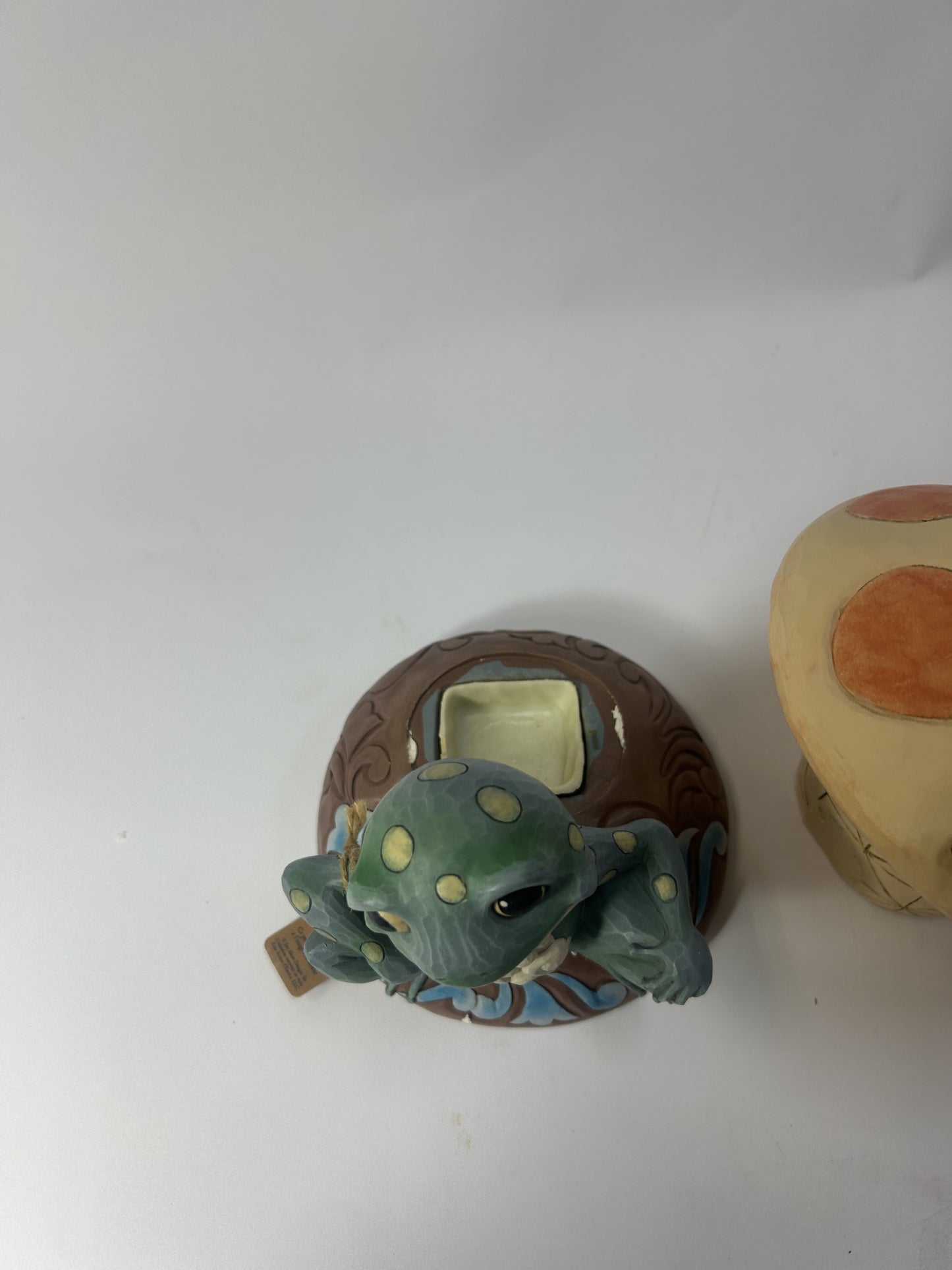 DAMAGED - A Frog's Life - Frog Leaning on Mushroom Fig
