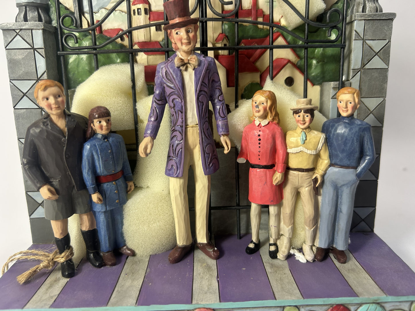 DAMAGED - The Adventure Begins - Willy Wonka with Children By Gate - Country N More Gifts