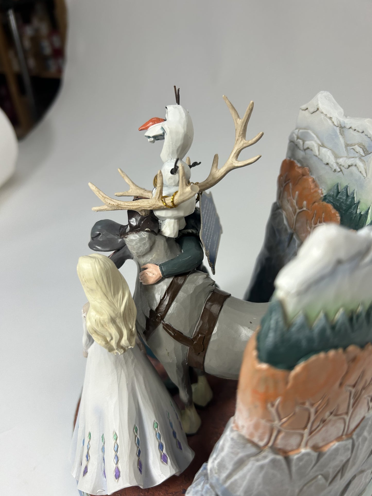 DAMAGED - Connected Through Love - Frozen 2 Scene - Country N More Gifts