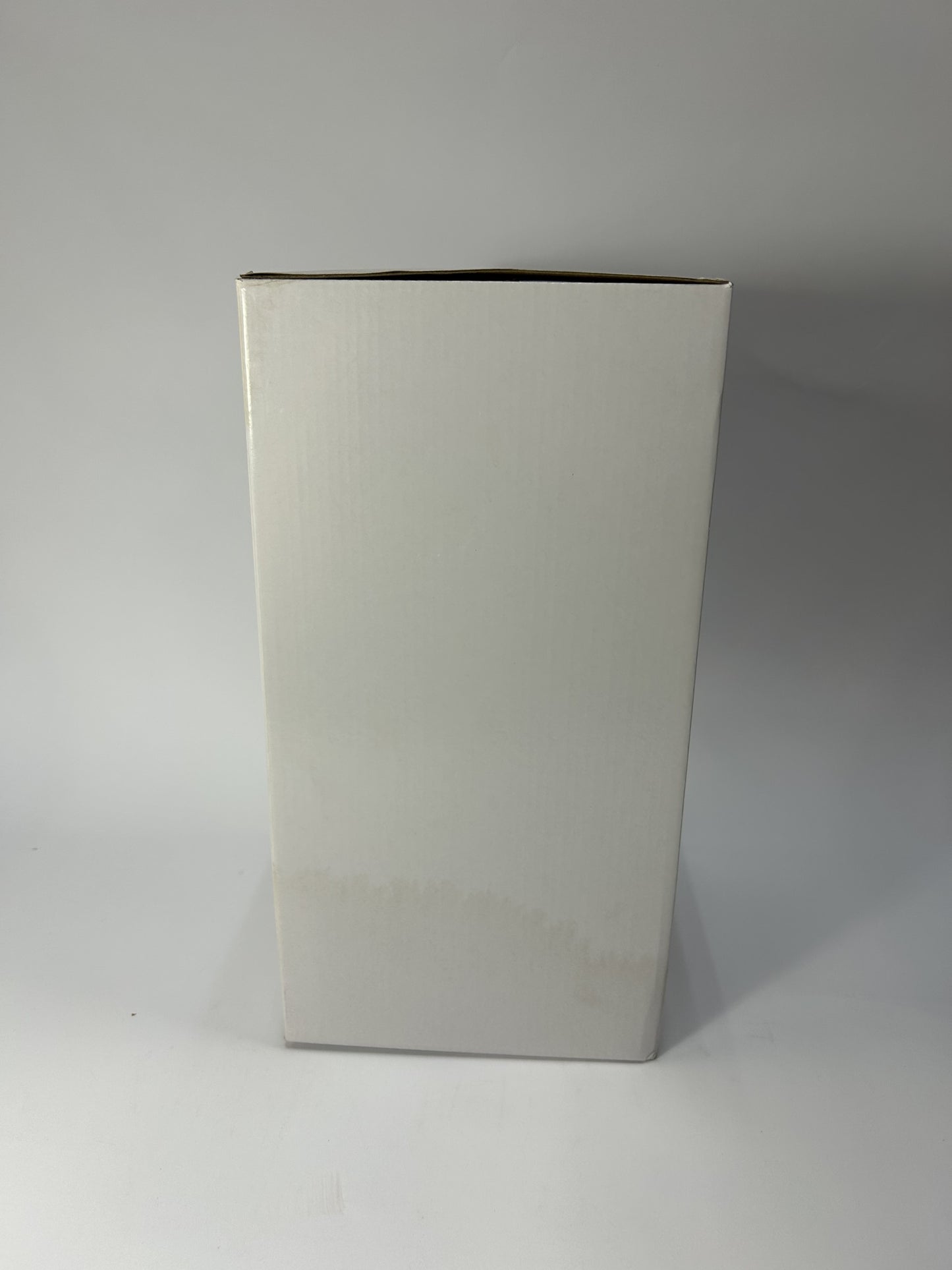 BOX DAMAGE - Hoopy Holidays - Country N More Gifts