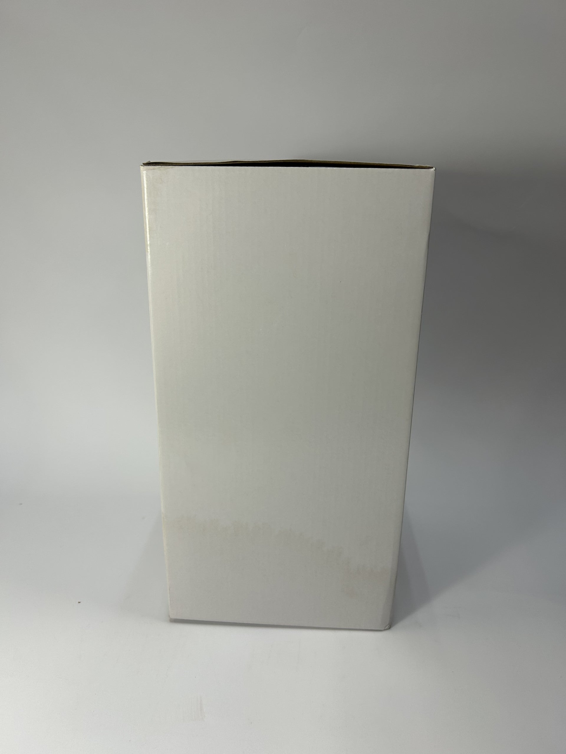 BOX DAMAGE - Hoopy Holidays - Country N More Gifts