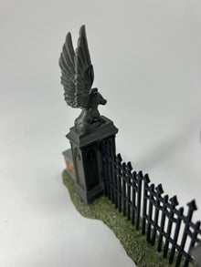 DAMAGED - Hogwart's Gate