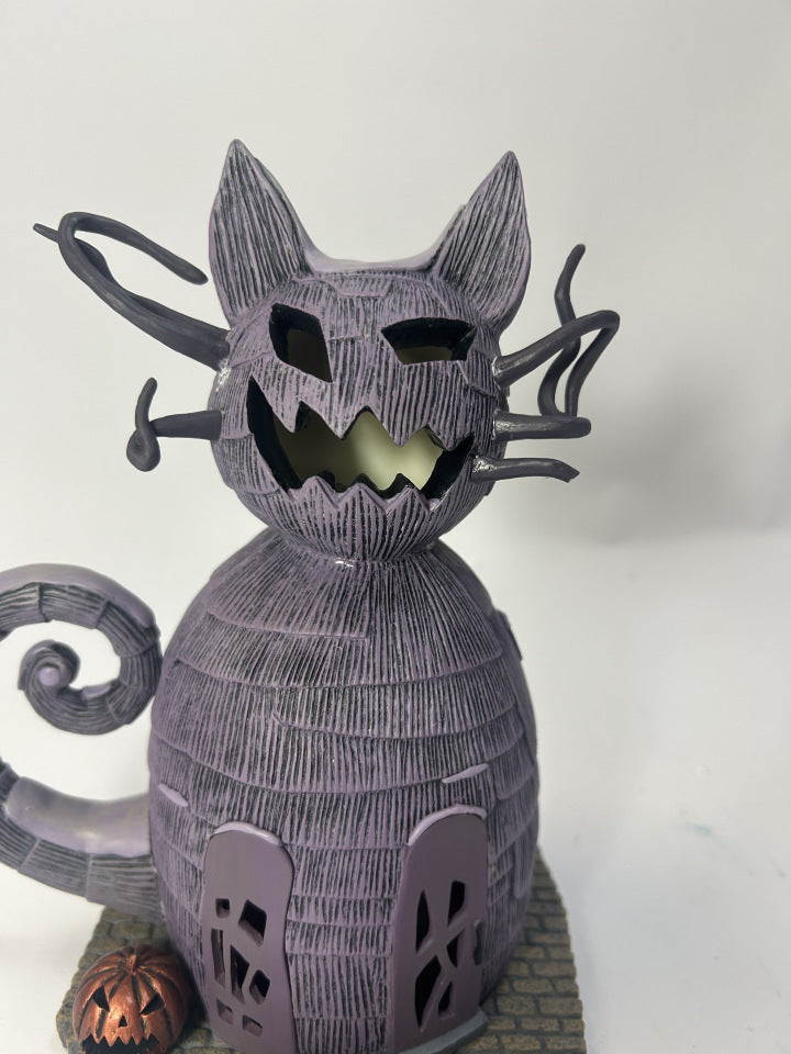 DAMAGED - Cat House