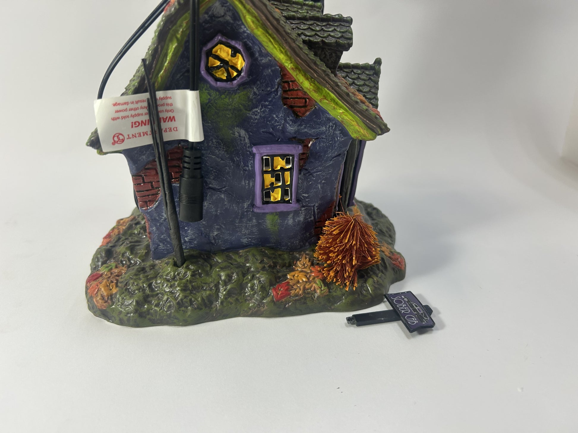 DAMAGED - Monstertini's Nightclub - Country N More Gifts