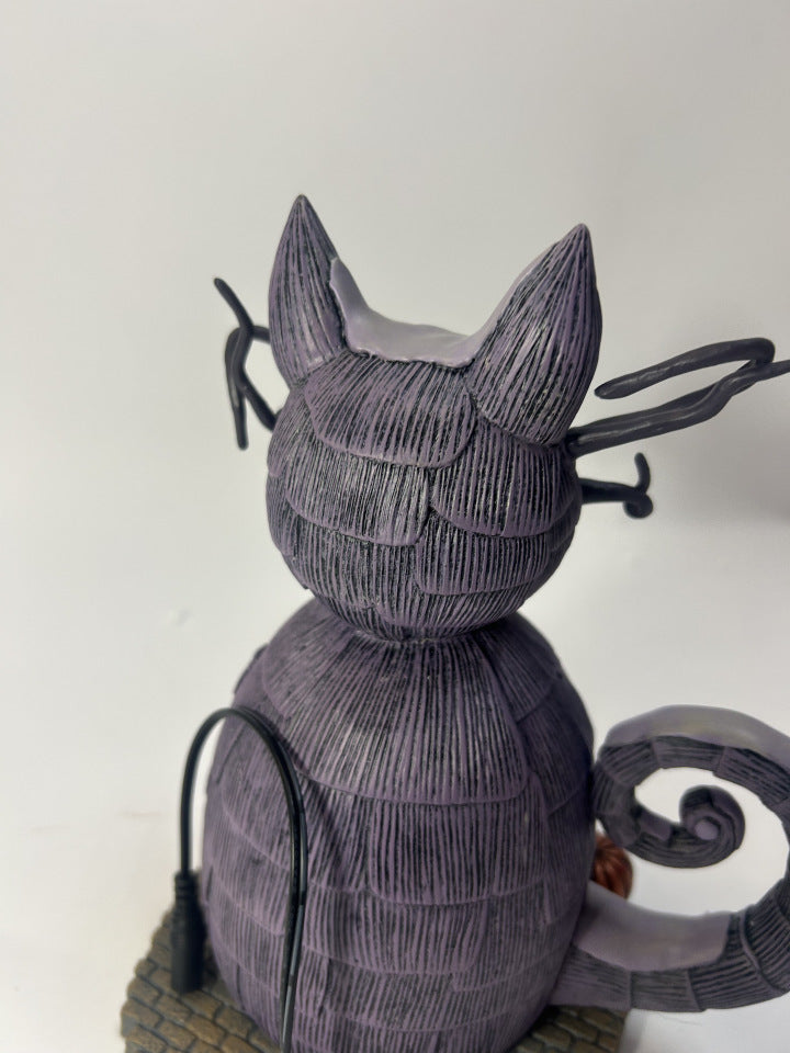 DAMAGED - Cat House