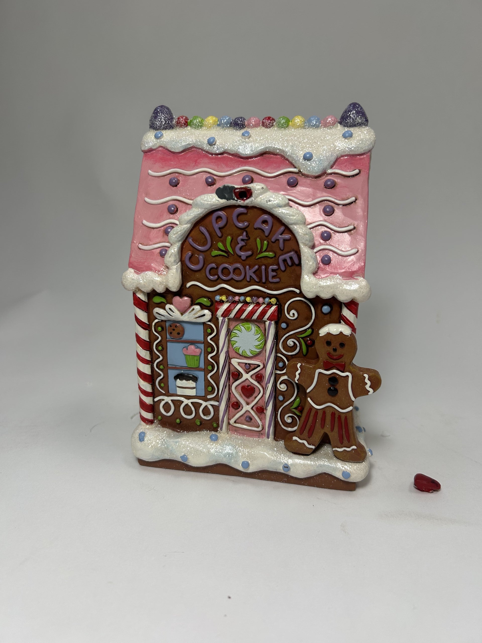 DAMAGED HAS BEEN FIXED - Gingerbread Bakery Figurine - Country N More Gifts