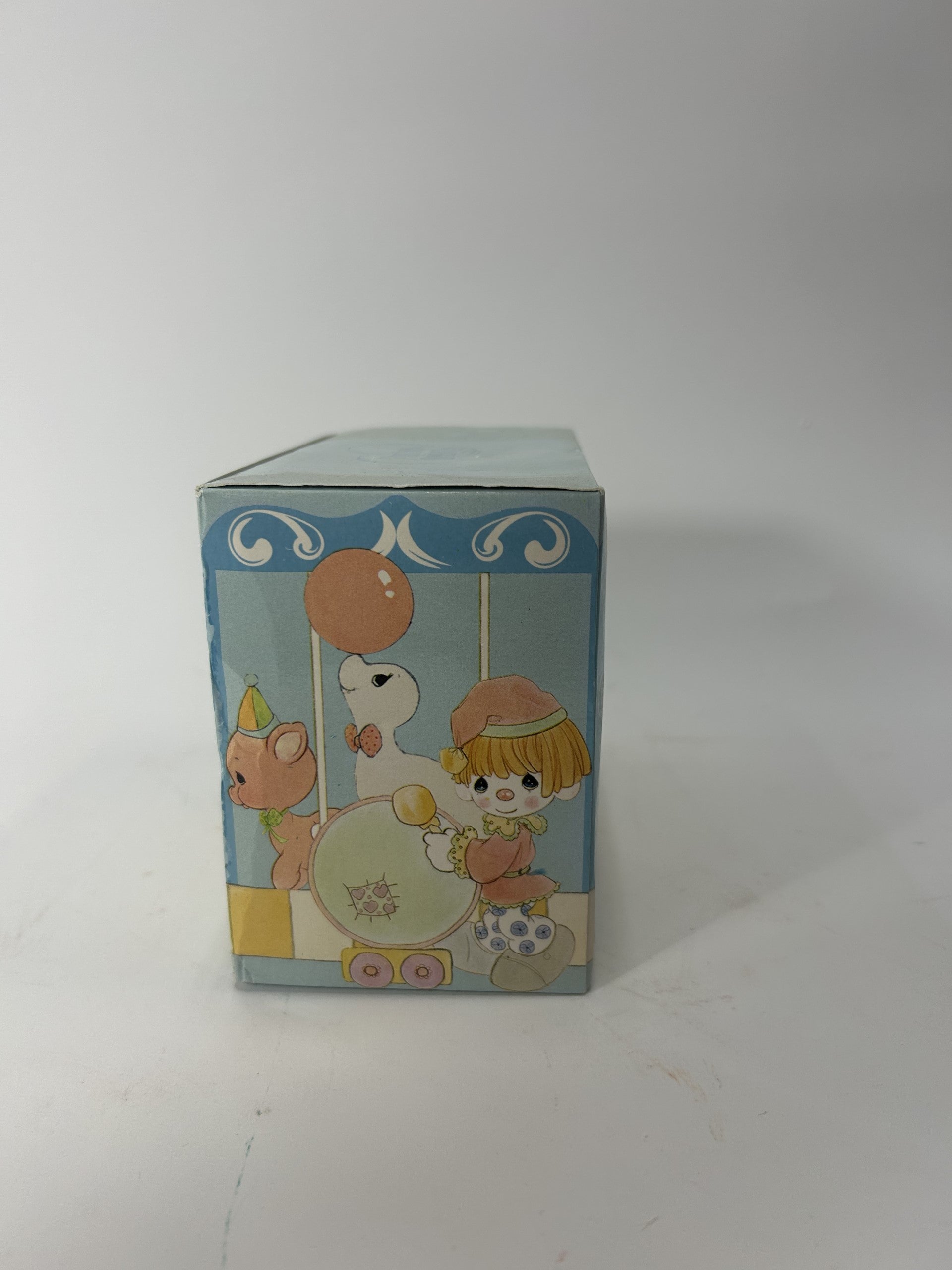 BOX DAMAGE - 06 Keep Looking Up - Age 6 Giraffe - Country N More Gifts