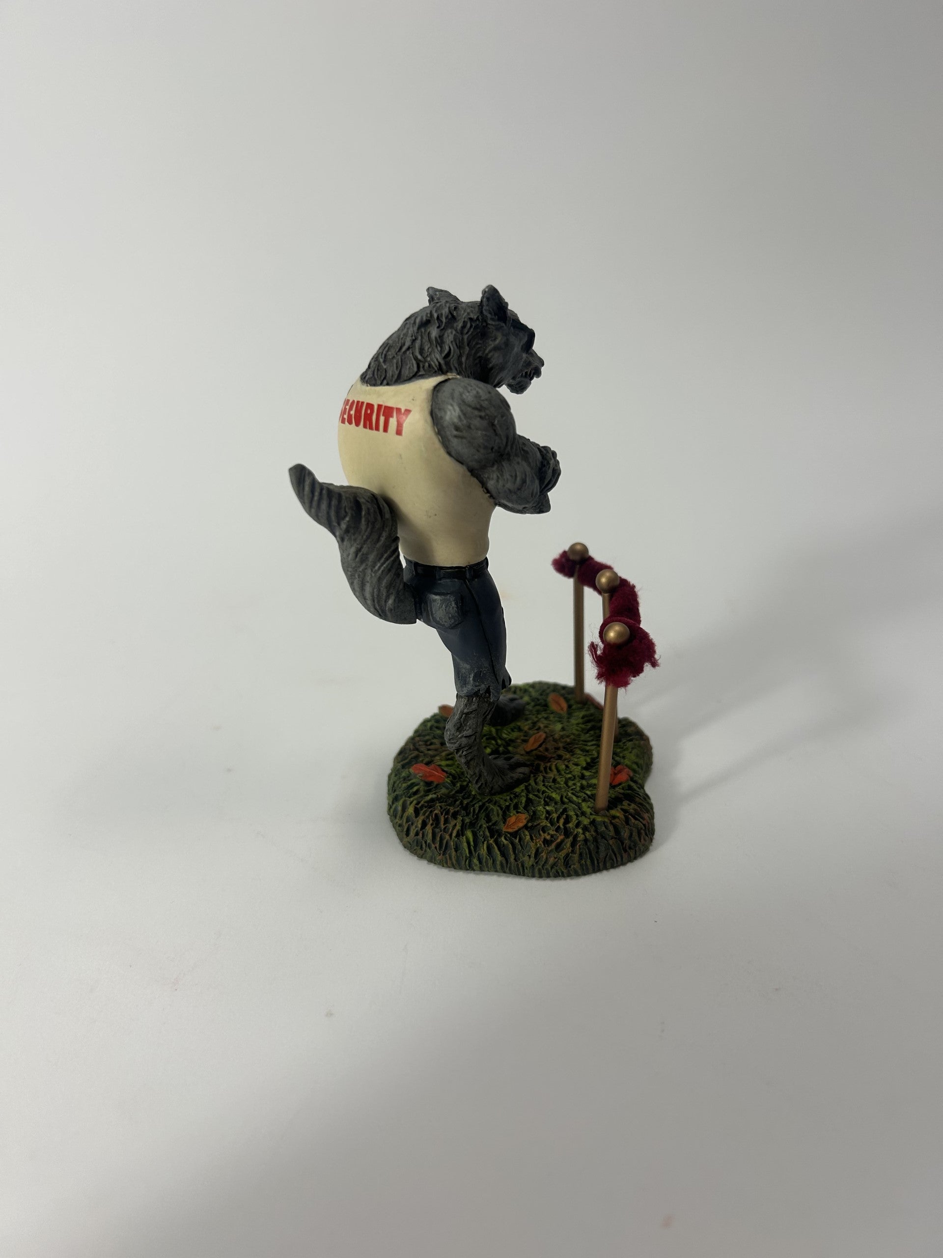 DAMAGED - Silverback Bouncer - Country N More Gifts