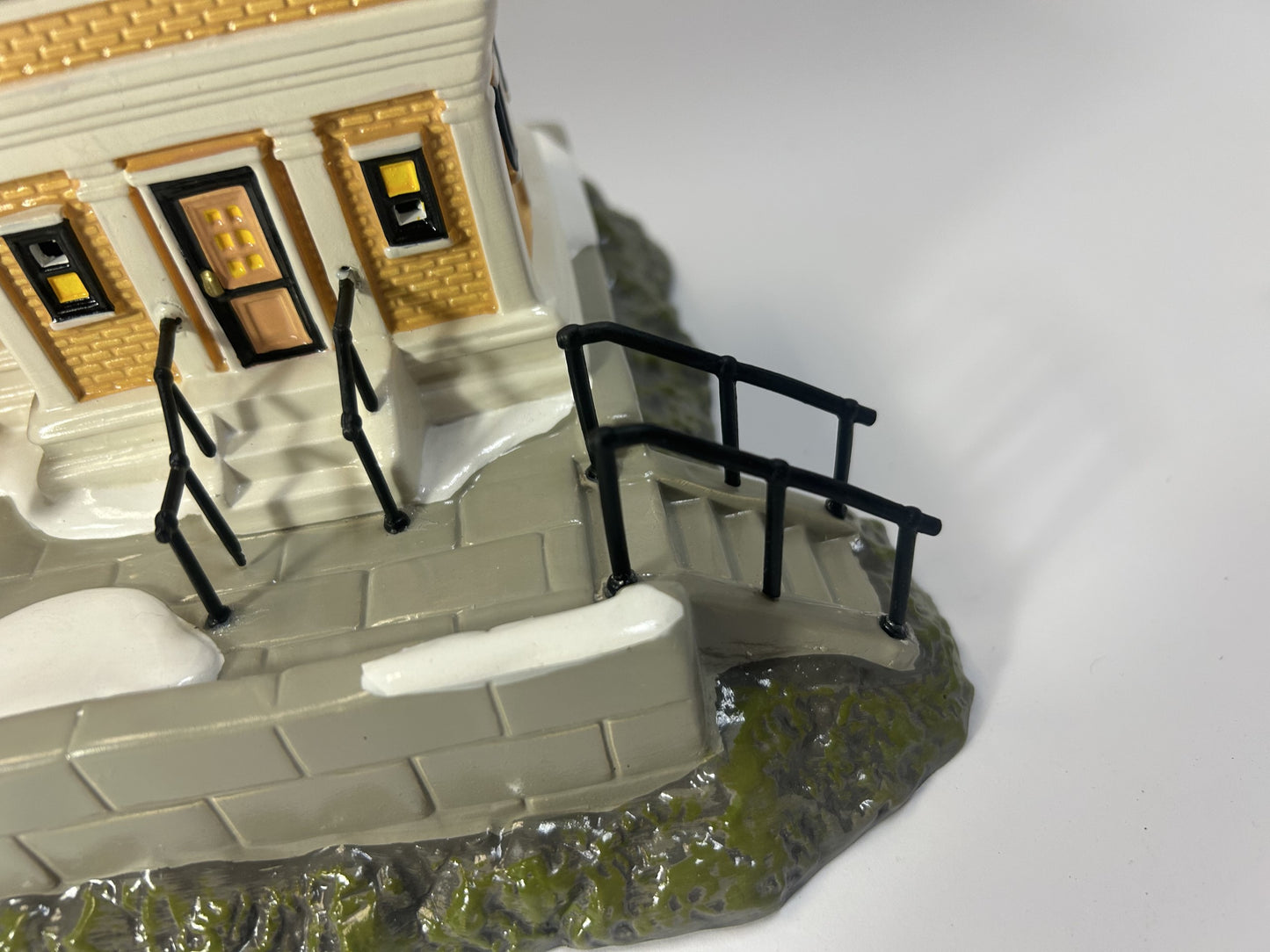 DAMAGED - Split Rock Lighthouse Set of 2 - Country N More Gifts