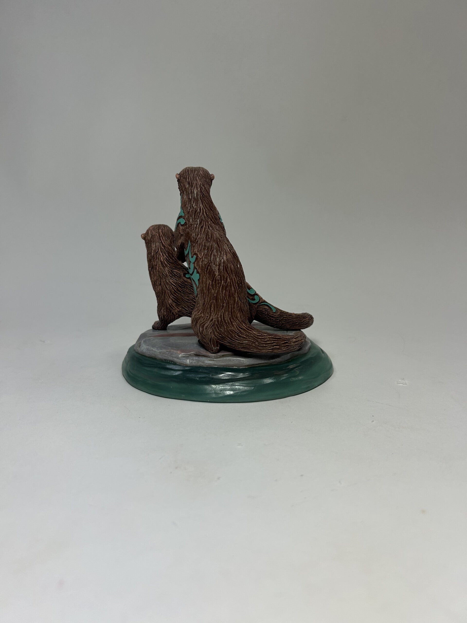 DAMAGED - River Otter Pair - Country N More Gifts