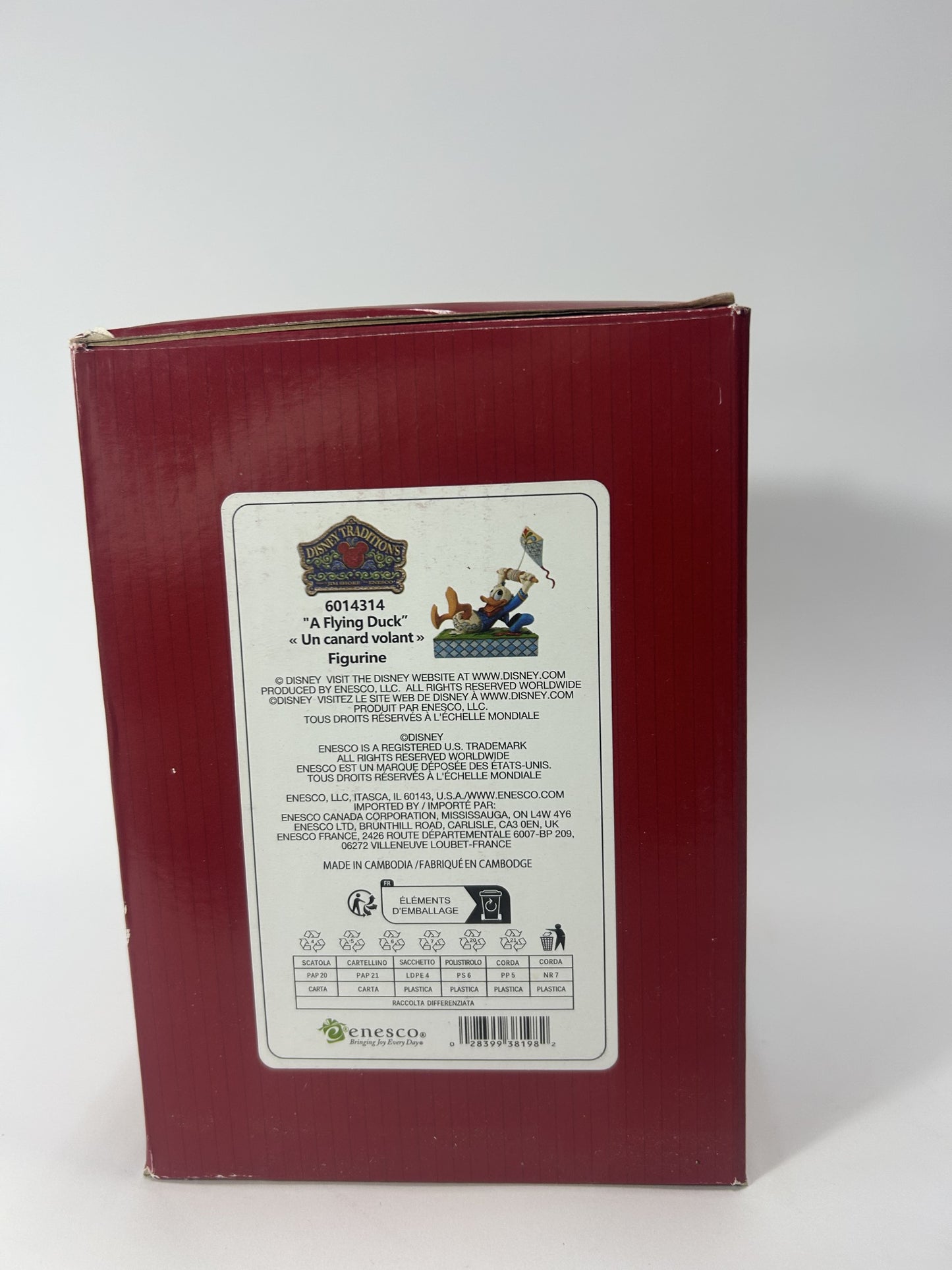 BOX DAMAGE - A Flying Duck - Donald with Kite - Country N More Gifts