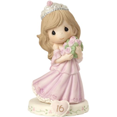 16 Age Sixteen Brunette - Girl In Tiara With Bouquet Of Flowers