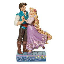 BOX DAMAGE - My New Dream - Tangled Rapunzel & Flynn Love